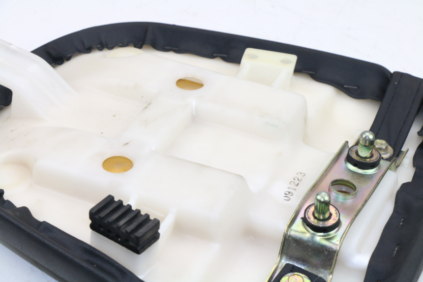 photo de HINTEN SITZ SUZUKI GSX R 750 (1996 - 2000) - Detailansicht des Bauteils