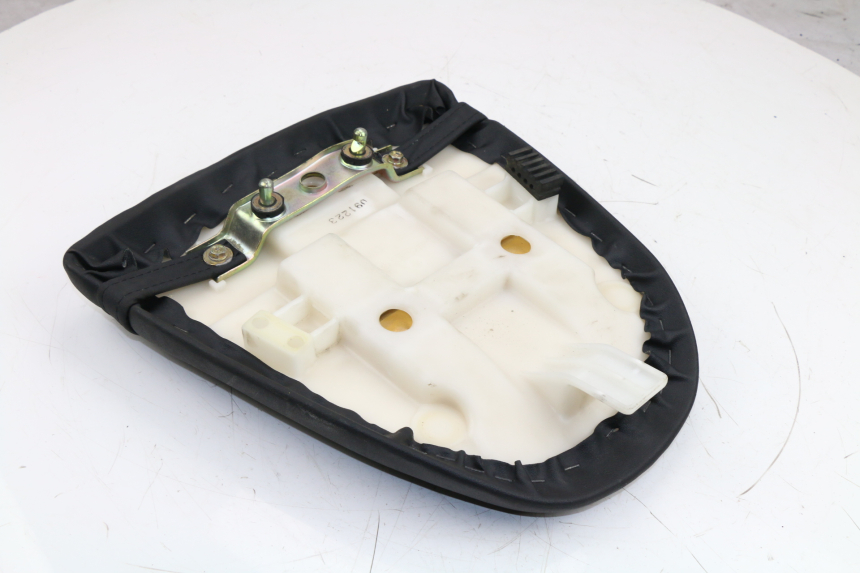 photo de HINTEN SITZ SUZUKI GSX R 750 (1996 - 2000) - Alternative Perspektive