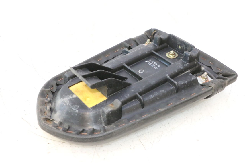 photo de HINTEN SITZ DAELIM VJ ROADWIN 125 (2004 - 2007) - Gesamtansicht des Produkts