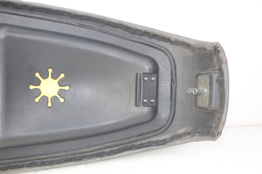 photo de SITZBANK ECCITY ARTELEC 670 1 (2013 - 2017) - Weitere Ansicht des Artikels