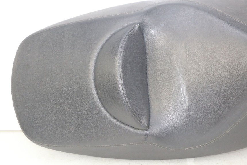 photo de SITZ APRILIA ATLANTIC 125 (2003 - 2009) - Fokus auf die Struktur