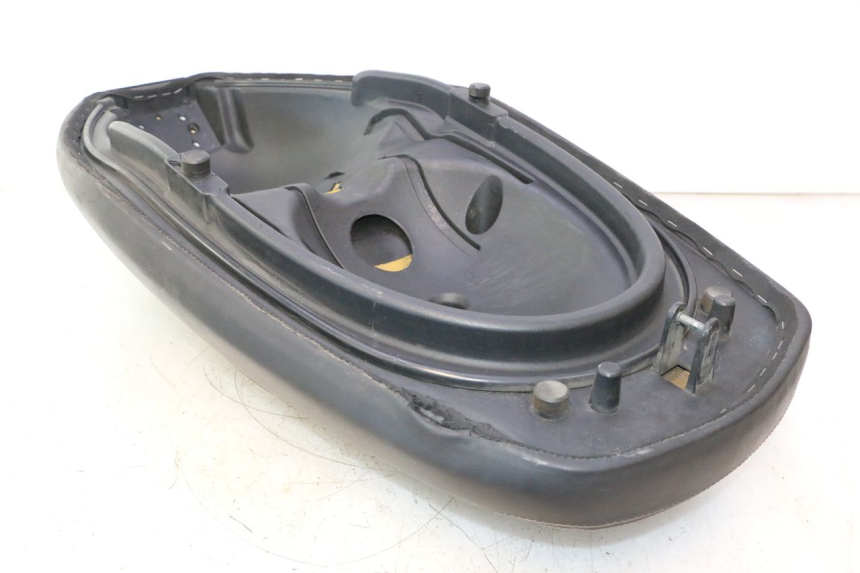 photo de SITZ APRILIA ATLANTIC S 125 (2010 - 2013) - Qualität der Gebrauchtware