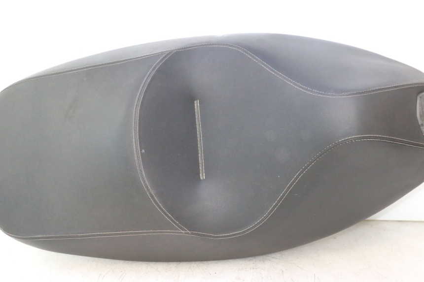 photo de SITZ APRILIA ATLANTIC S 125 (2010 - 2013) - Alternative Perspektive