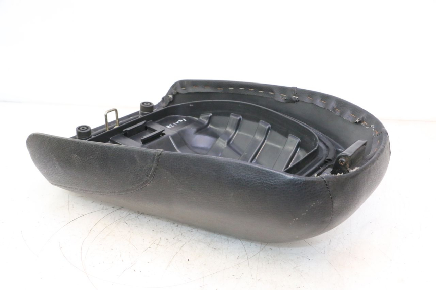 photo de VORNE SITZ KYMCO AGILITY PREMIUM 50 (2007 - 2010) - Geprüftes Gebrauchtteil