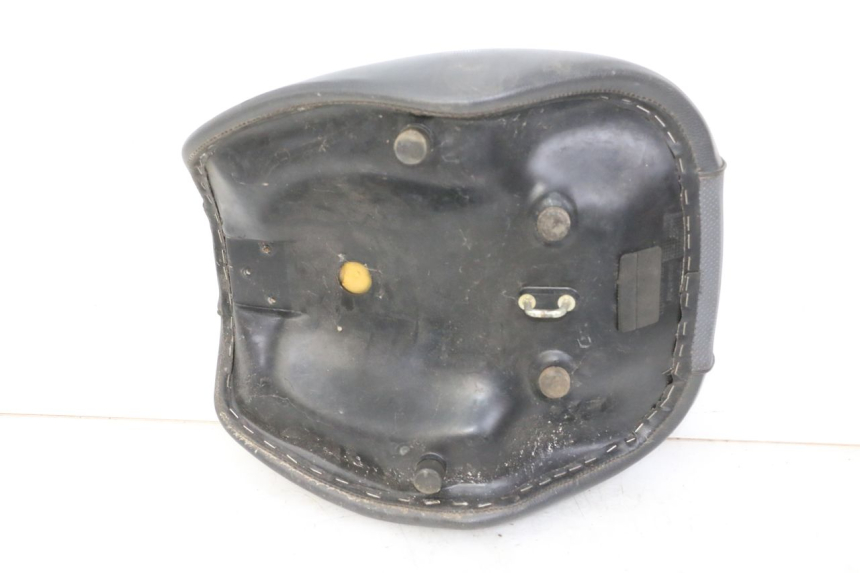 photo de VORNE SITZ APRILIA CLASSIC 125 (1995 - 2001) - Gesamtansicht des Produkts