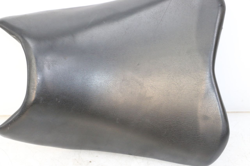 photo de VORNE SITZ EBROH BRAVO GLE 1 (2020 - 2024) - Charakteristische Merkmale