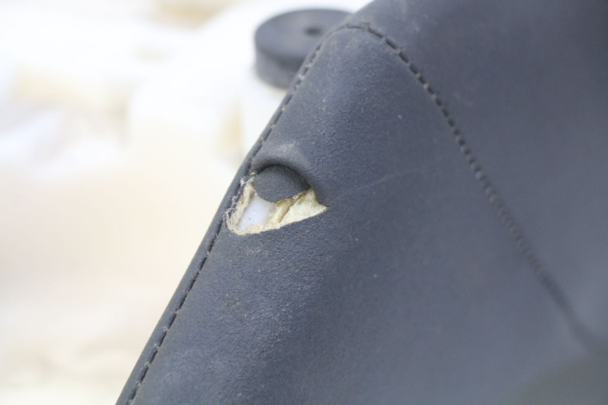 photo de VORDERSITZ YAMAHA FJR ABS 1300 (2006 - 2012) - Technische Nahaufnahme