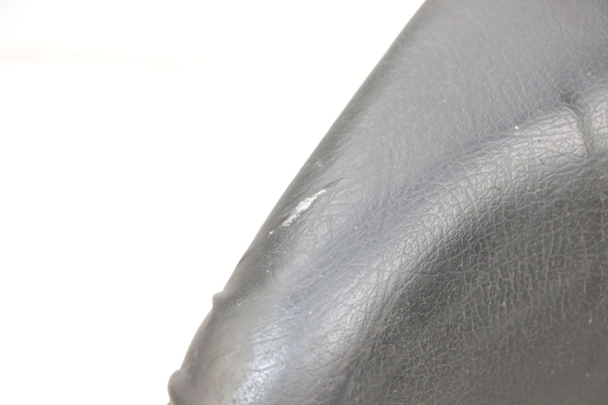 photo de VORNE SITZ KAWASAKI GPX R WARBIRD 600 (1988 - 1993) - Details der Befestigungspunkte