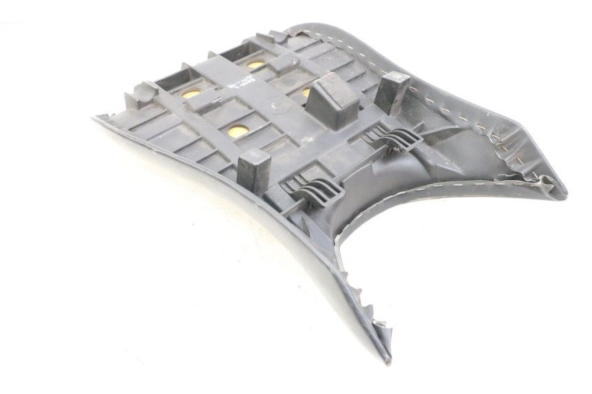 photo de VORNE SITZ HYOSUNG GTR 125 (2006 - 2008) - Detailansicht des Bauteils