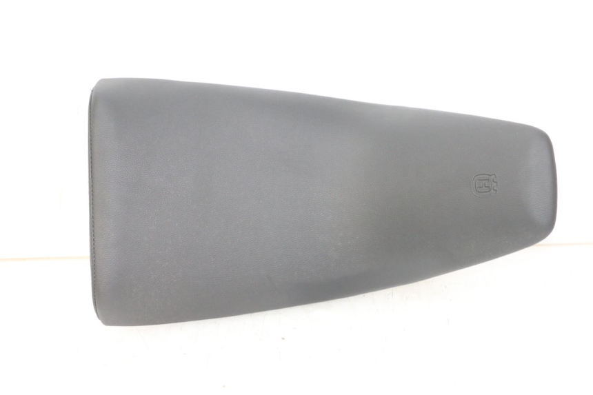 photo de VORNE SITZ HUSQVARNA SVARTPILEN 401 (2018 - 2023) - Gesamtansicht des Produkts