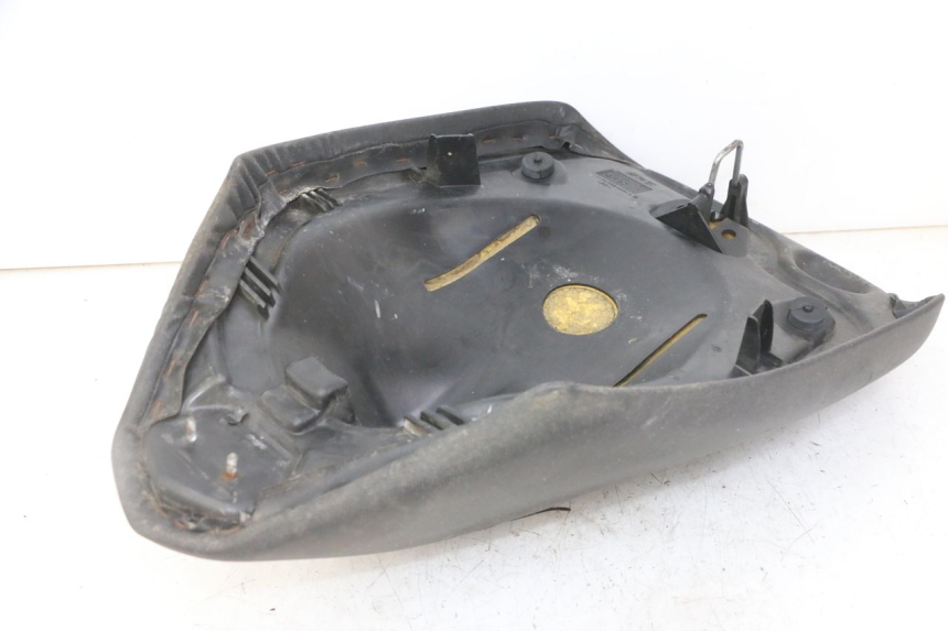 photo de VORNE SITZ PEUGEOT JET FORCE CARBU 50 (2003 - 2016) - Gesamtansicht des Produkts