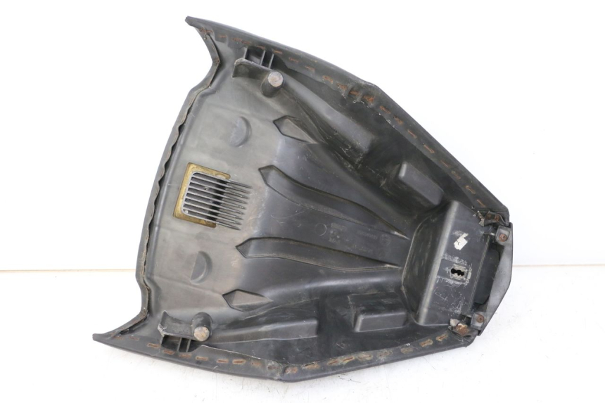 photo de VORNE SITZ PEUGEOT SATELIS COMPRESSOR K15 125 (2006 - 2009) - Alternative Perspektive