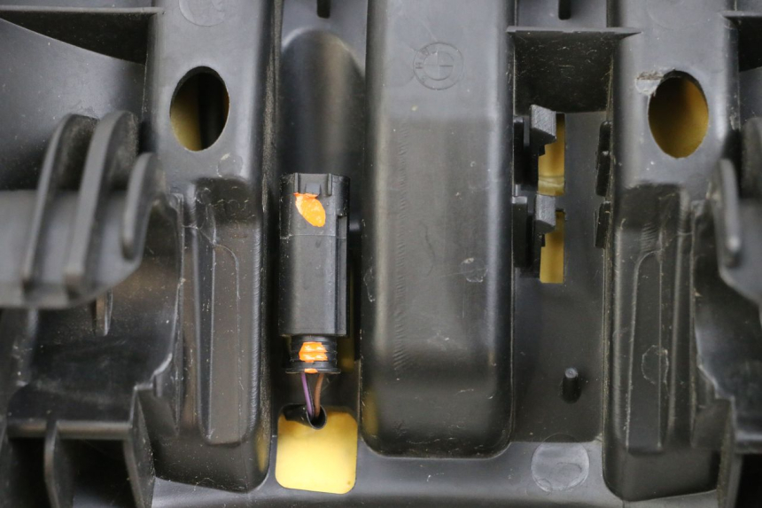 photo de VORNE SITZ BMW R GS 1250 (2021 - 2024) - Zoom auf Komponenten