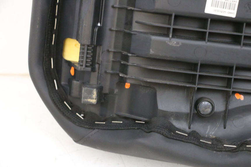 photo de VORNE SITZ BMW R GS 1250 (2021 - 2024) - Fokus auf die Struktur