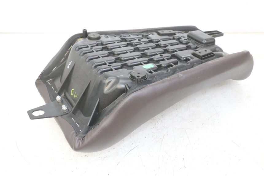 photo de VORNE SITZ ROYAL ENFIELD HYMALAYAN 410 (2016 - 2023) - Alternative Perspektive