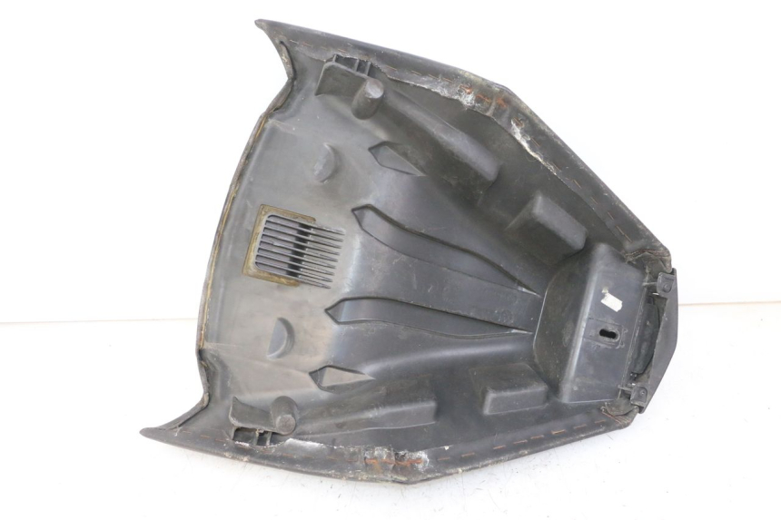 photo de VORNE SITZ PEUGEOT SATELIS COMPRESSOR K15 125 (2006 - 2009) - Oberflächenzustand und Material