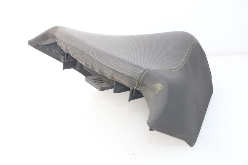 photo de VORNE SITZ PEUGEOT SATELIS 300 (2012 - 2015) - Details der Befestigungspunkte