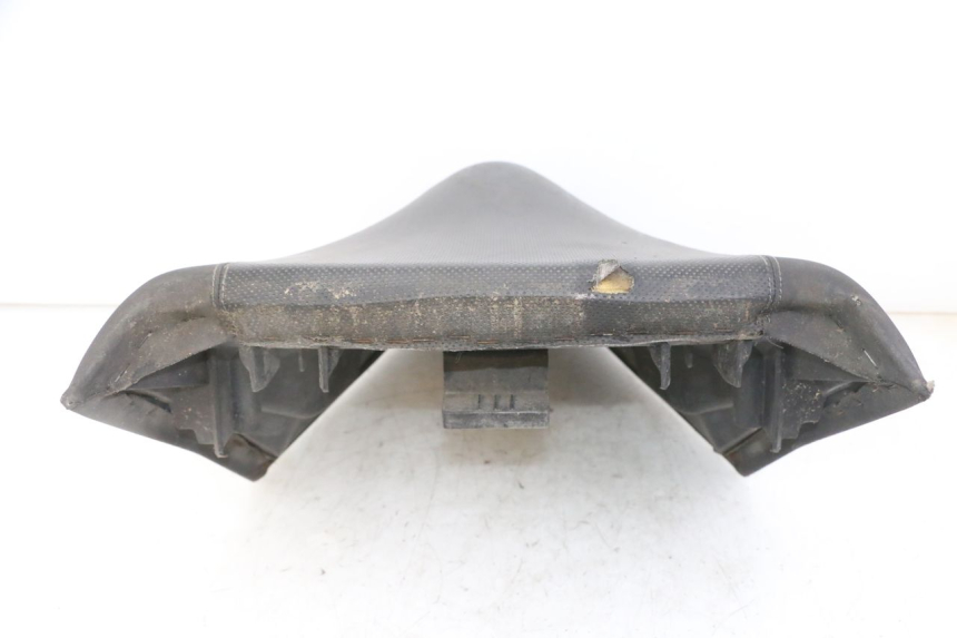 photo de VORNE SITZ PEUGEOT SATELIS 125 (2013 - 2018) - Zoom auf Komponenten