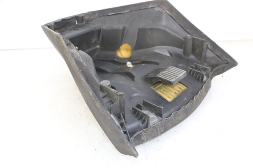 photo de VORNE SITZ PEUGEOT SATELIS 125 (2013 - 2018) - Detailansicht des Bauteils