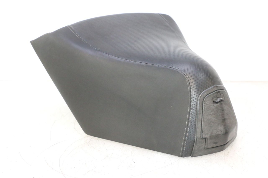 photo de VORNE SITZ PEUGEOT SATELIS 125 (2013 - 2018) - Hauptansicht