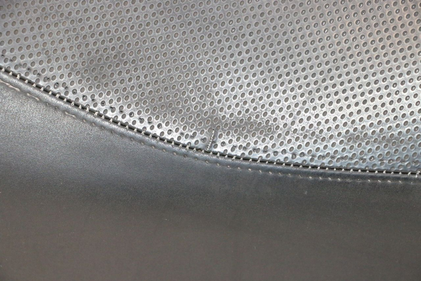 photo de VORNE SITZ PEUGEOT SATELIS 125 (2013 - 2018) - Charakteristische Merkmale