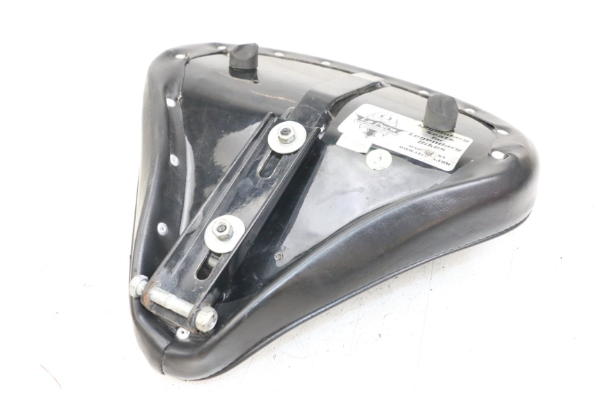 photo de VORNE SITZ HARLEY DAVIDSON SPORTSTER XL CUSTOM 1200 (2003 - 2004) - Zoom auf Gebrauchszustand