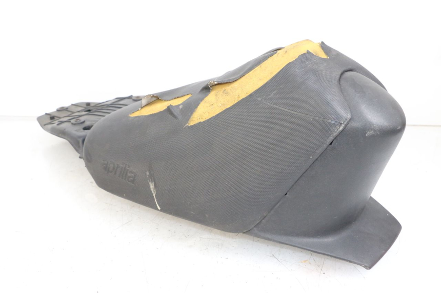 photo de VORNE SITZ APRILIA SR CARB LC 2T 50 (2004 - 2012) - Alternative Perspektive