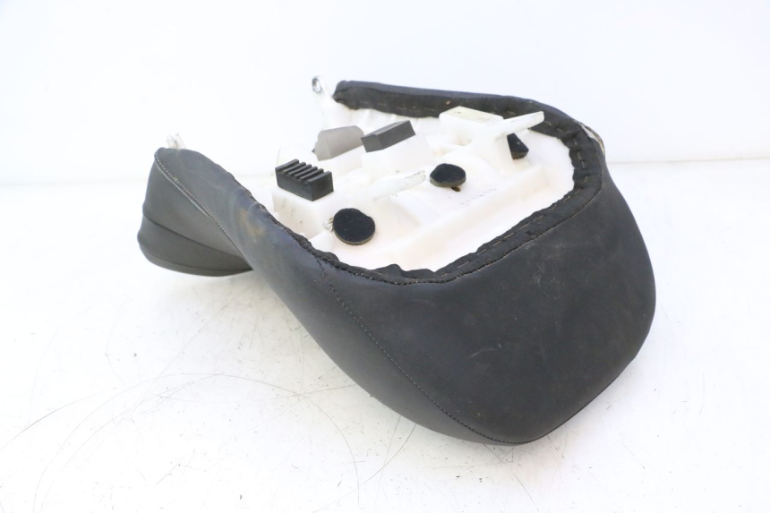 photo de VORNE SITZ SUZUKI SV S 650 (2003 - 2009) - Detailansicht des Bauteils
