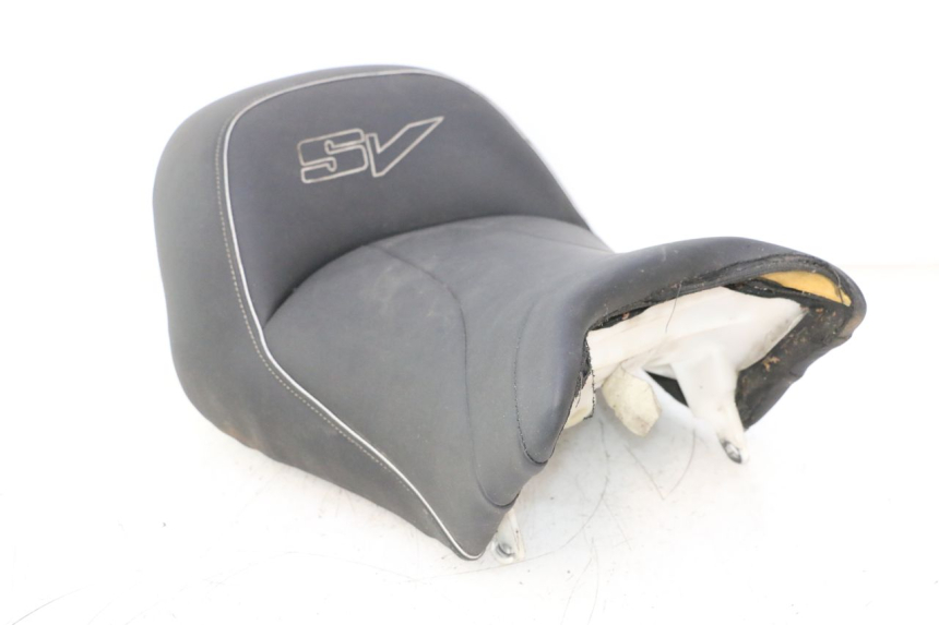 photo de VORNE SITZ SUZUKI SV S 650 (2003 - 2009) - Detaillierte Sichtprüfung