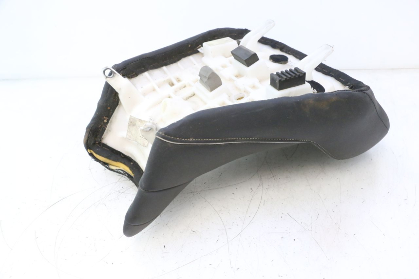 photo de VORNE SITZ SUZUKI SV S 650 (2003 - 2009) - Zoom auf Gebrauchszustand