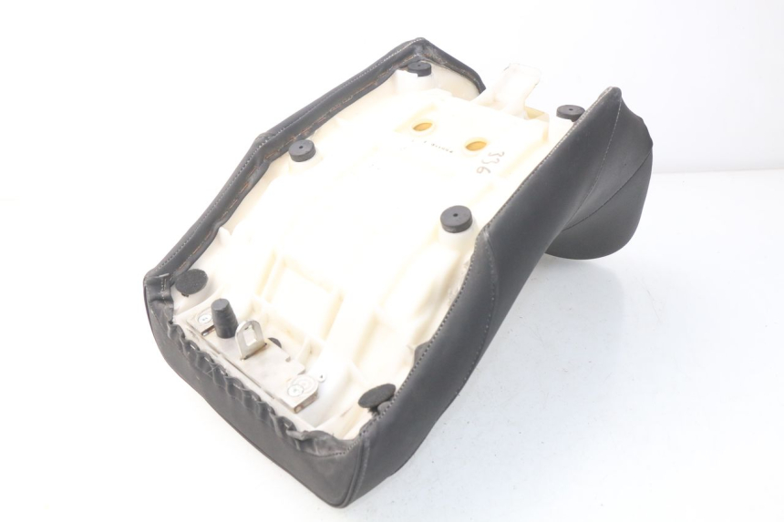 photo de VORDERSITZ YAMAHA TDM ABS 900 (2002 - 2014) - Details der Befestigungspunkte