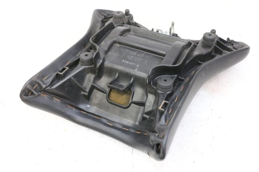 photo de VORNE SITZ YAMAHA FZ1 FAZER 1000 (2007 - 2009) - Alternative Perspektive