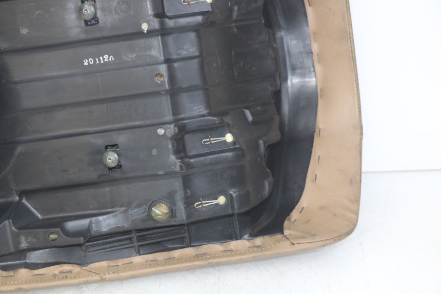 photo de VORDERSITZ YAMAHA YP MAJESTY 400 (2004 - 2008) - Charakteristische Merkmale