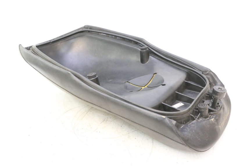 photo de VORDERSITZ YAMAHA YP MAJESTY 125 (1998 - 2001) - Oberflächenzustand und Material