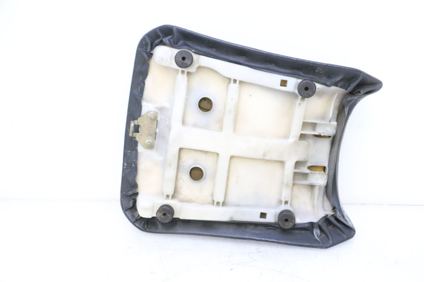 photo de VORNE SITZ YAMAHA YZF R GENESIS 750 (1993 - 1998) - Detailansicht des Bauteils