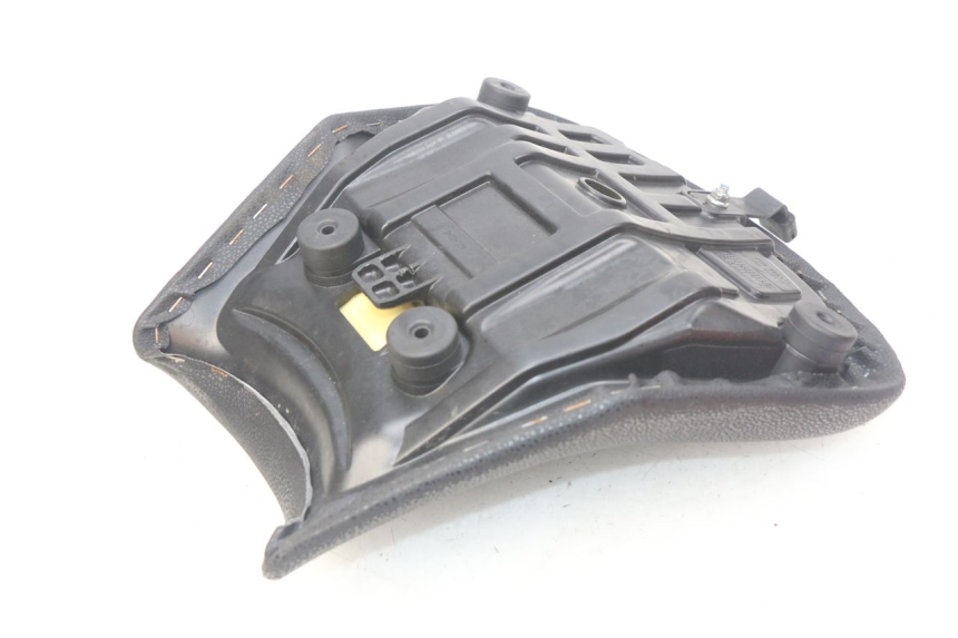 photo de VORDERSITZ KAWASAKI Z 650 (2016 - 2019) - Detailansicht des Bauteils