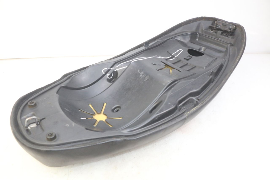 photo de SELLE PIAGGIO BEVERLY 125 (2010 - 2015) - Hochauflösende Nahaufnahme