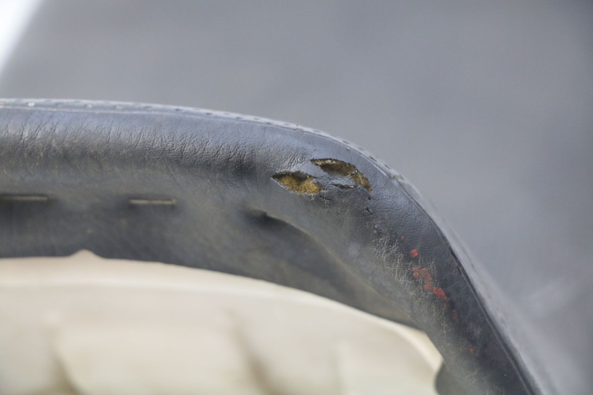 photo de SITZBANK YAMAHA BLASTER 200 (1987 - 2002) - Zoom auf Gebrauchszustand