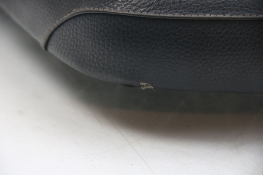 photo de SITZ MBK BOOSTER NEXT GENERATION 50 (2004 - 2007) - Details der Befestigungspunkte