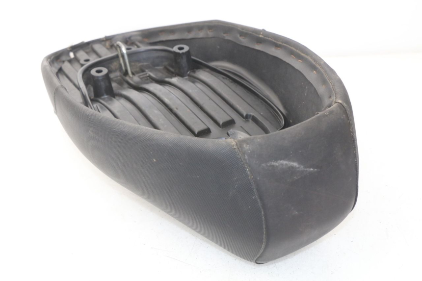 photo de SELLE MBK BOOSTER SPIRIT 50 (2004 - 2017) - Details der Befestigungspunkte