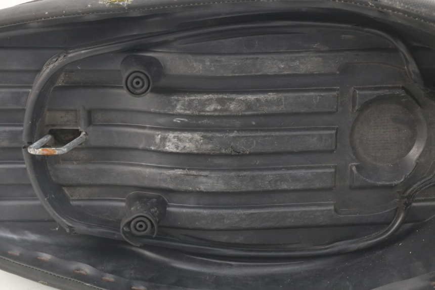 photo de SELLE MBK BOOSTER SPIRIT 50 (2004 - 2017) - Kennzeichnungen und Originalreferenzen