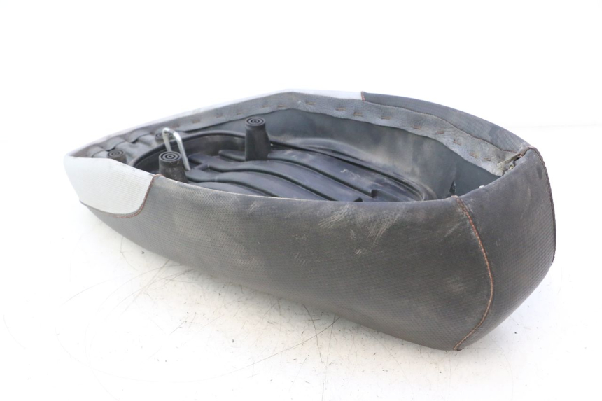 photo de SELLE MBK BOOSTER SPIRIT 50 (2004 - 2017) - Charakteristische Merkmale