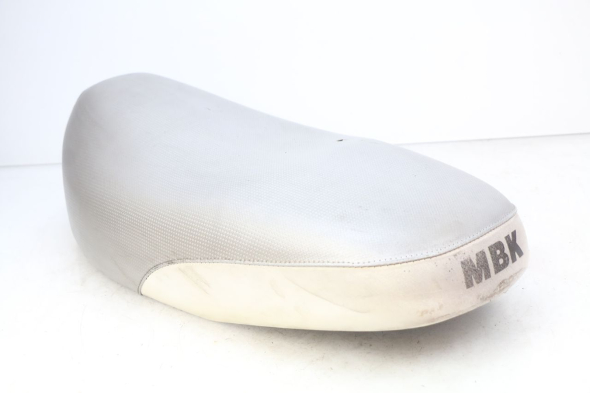 photo de SELLE MBK BOOSTER SPIRIT NAKED 50 (2004 - 2017) - Gesamtansicht des Produkts