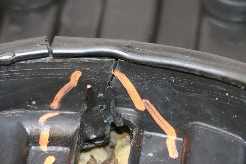 photo de SELLE MBK BOOSTER SPIRIT NAKED 50 (2004 - 2017) - Zoom auf Gebrauchszustand