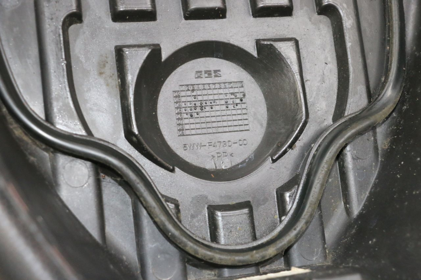 photo de SELLE MBK BOOSTER SPIRIT NAKED 50 (2004 - 2017) - Alternative Perspektive