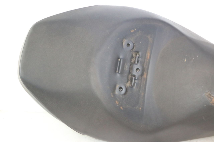 photo de SITZBANK SUZUKI BURGMAN 125 (2007 - 2014) - Alternativer Blickwinkel
