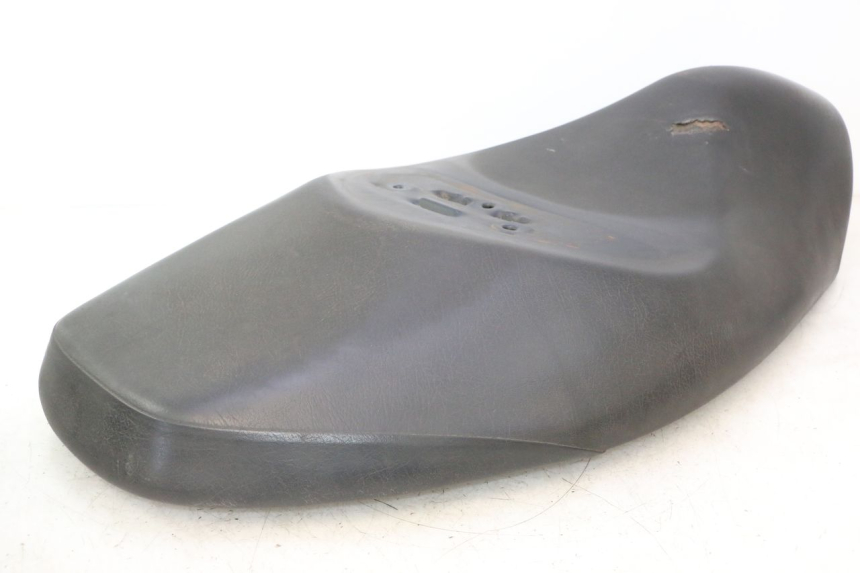 photo de SITZBANK SUZUKI BURGMAN 125 (2007 - 2014) - Oberflächenzustand und Material