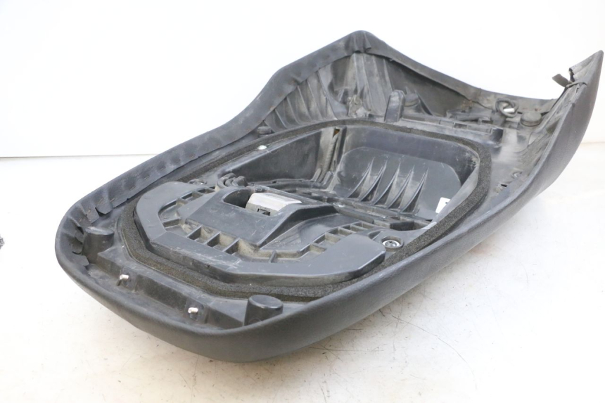 photo de SITZ SUZUKI BURGMAN EXECUTIVE ABS 650 (2006 - 2012) - Alternativer Blickwinkel