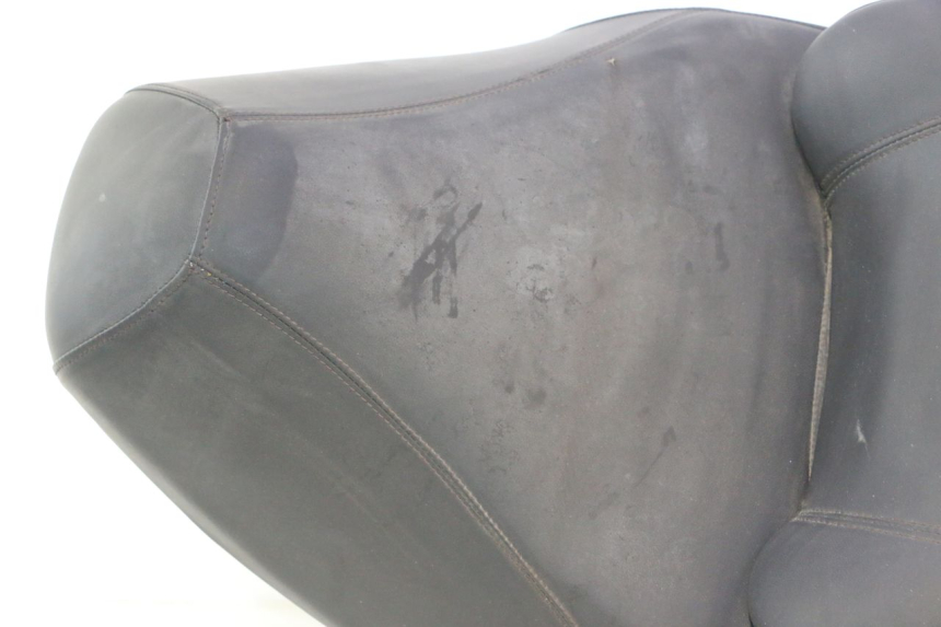 photo de SITZ SUZUKI BURGMAN EXECUTIVE ABS 650 (2006 - 2012) - Profilansicht des Ersatzteils