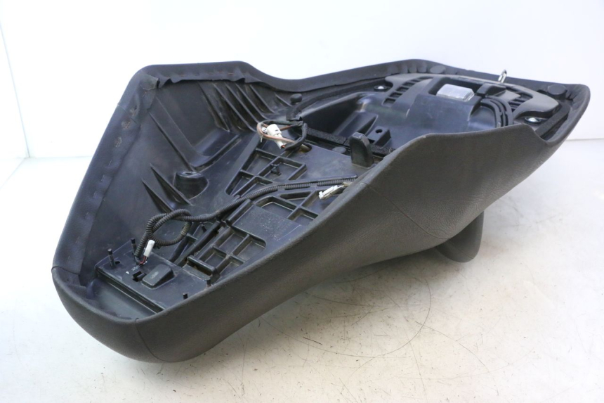 photo de SITZ SUZUKI BURGMAN EXECUTIVE ABS 650 (2006 - 2012) - Qualität der Gebrauchtware
